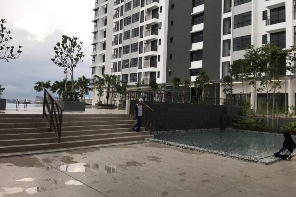 Homestaybaba Close To Ukm, Gmi, & More ! Kajang Dış mekan fotoğraf